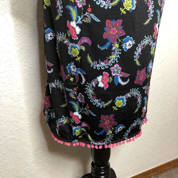 Tracy Negoshian Tiana Black Paisley floral shift dress size Medium NWT - Picture 15 of 16